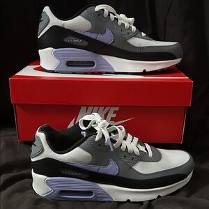 Nike Air Max 90 LTR (GS) Big Kids 7 / 8.5 Women’s